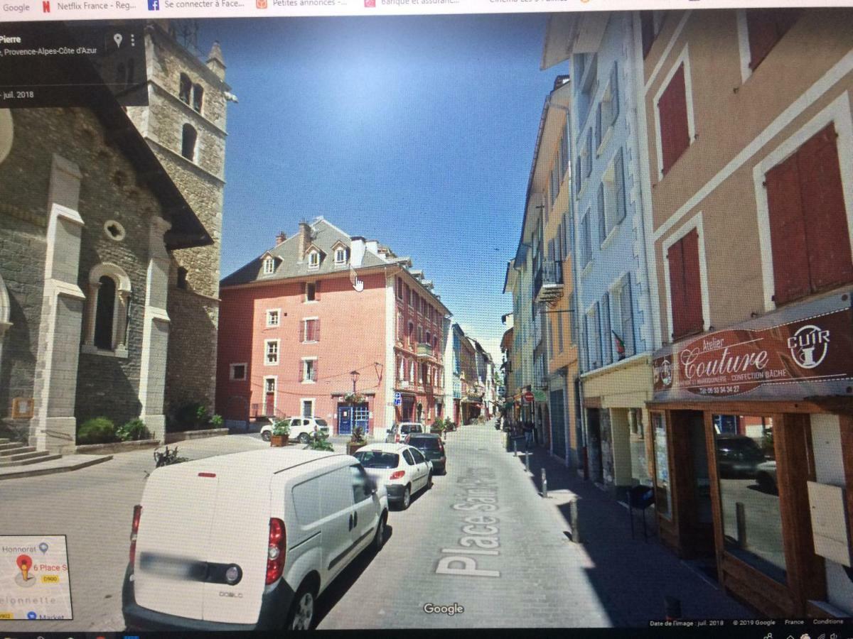 Appartement Style Chalet Centre Barcelonnette Exterior photo